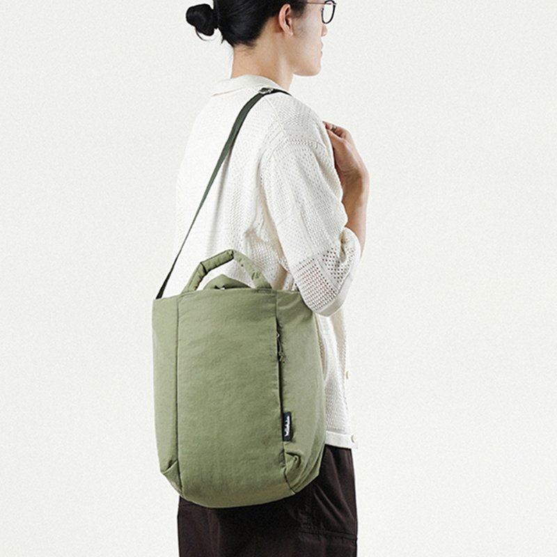 【FW25全新Wander系列】JULIAN 兩用日常手提包 (草綠色) - 側背包/斜背包 - 環保材質 綠色