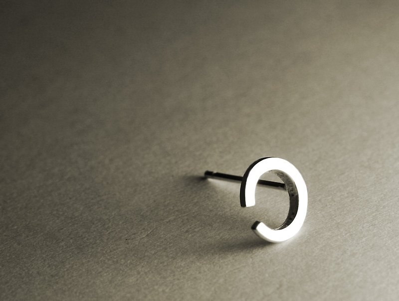 C geometric shape sterling silver earrings (single/pair) - Earrings & Clip-ons - Other Metals Silver