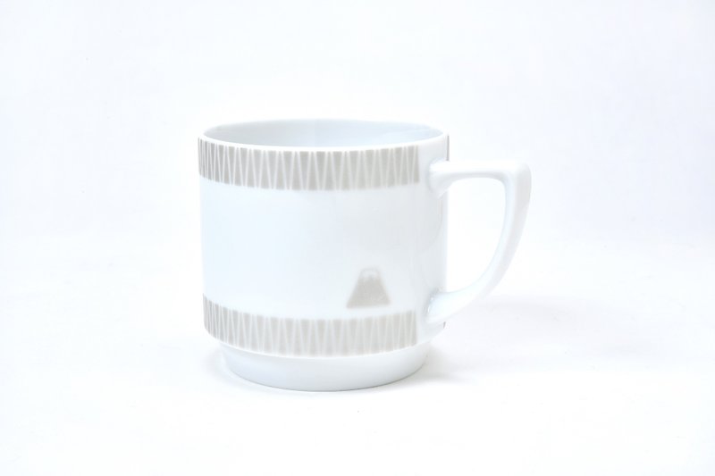 Mt.FUJI motif Mug  Silver - แก้วมัค/แก้วกาแฟ - ดินเผา สีเงิน