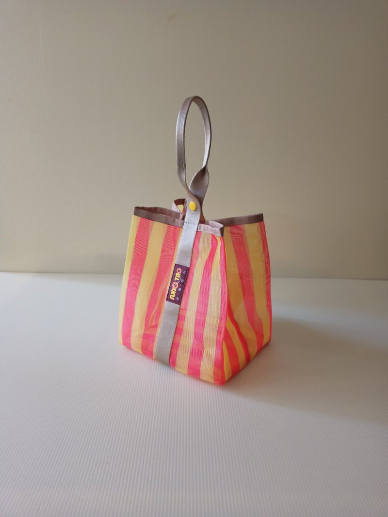 Peach flavor_Ganzhi Dangdang bag - กระเป๋าถือ - ไนลอน สีส้ม