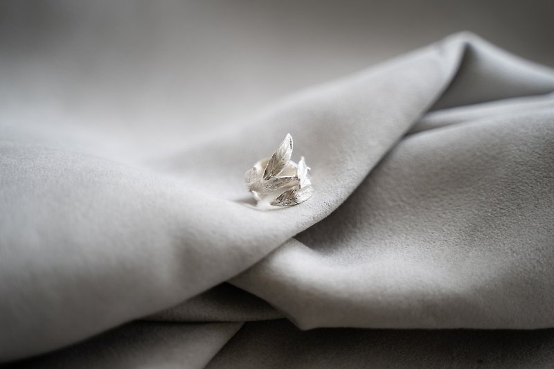 Flourish Leaf Collection Ring - General Rings - Sterling Silver 