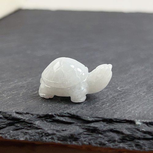 翡翠 亀 置物 幸運・長寿】老花緑翡翠亀の置物 |天然ビルマ翡翠 A グレード