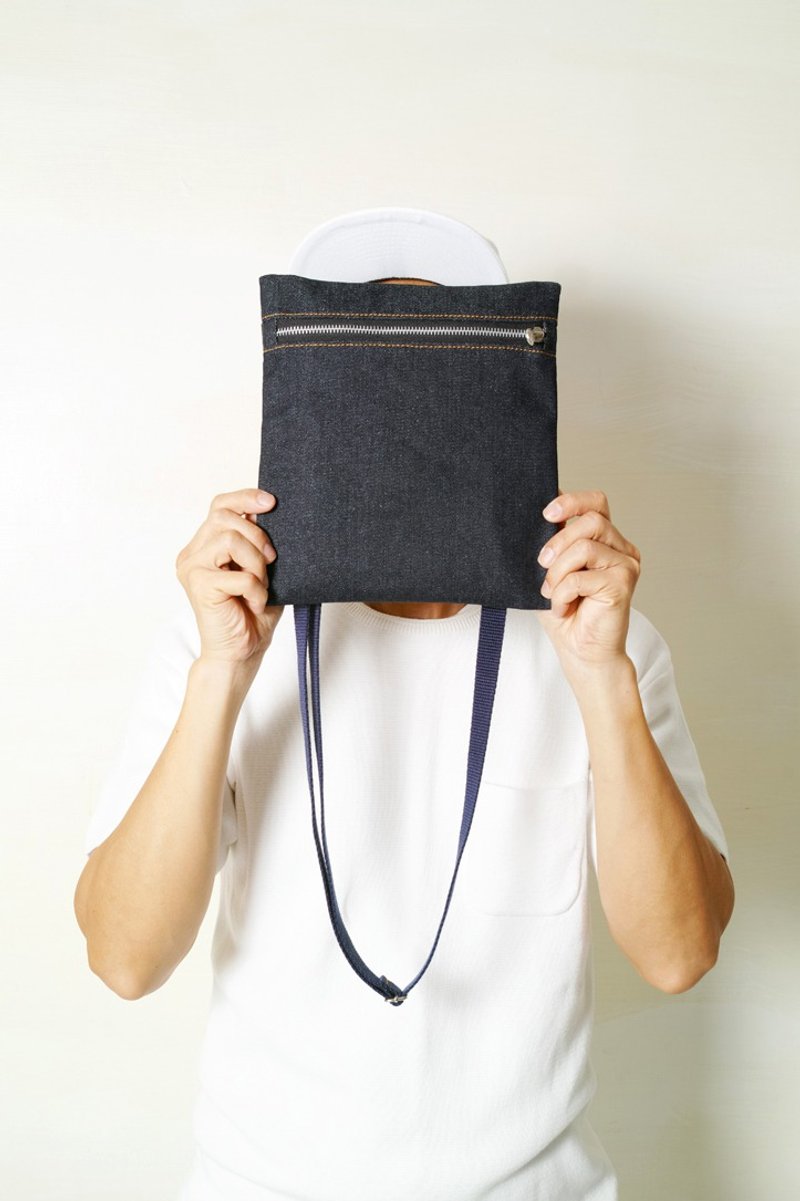 Back-to-school season DENIM-hand-made zippered denim denim canvas carry-on crossbody/camera/storage bag - Messenger Bags & Sling Bags - Cotton & Hemp Blue