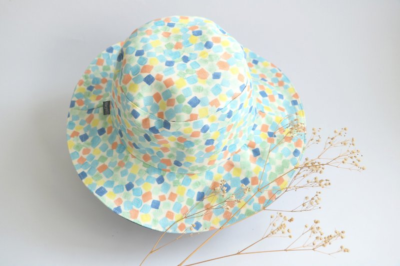 カラークリスタル -  MaryWilはハンサムな大きなつばの帽子を両面 - 帽子 - コットン・麻 多色