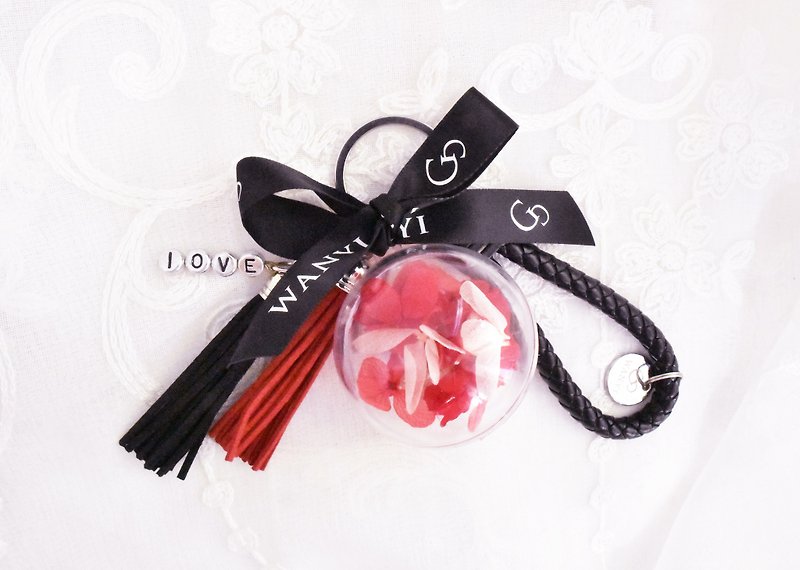 WANYI✿ non-withered keychain (letter plus purchase) dry flowers / beauty and the beast / Hydrangea / not carved / eternal flowers / gifts / strap / wedding / wedding small objects / birthday gift - Keychains - Plants & Flowers 