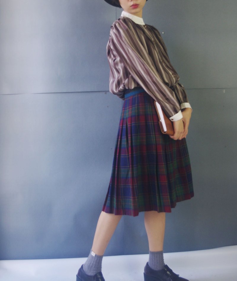 Treasure Hunting Vintage - Vintage Fuchsia plaid woolen 100% skirt - Skirts - Wool Purple