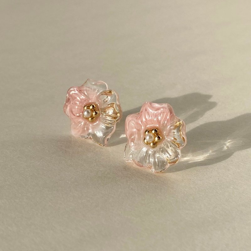 Marble flower pearl earrings/ Clip-On(pink) - Earrings & Clip-ons - Resin Pink