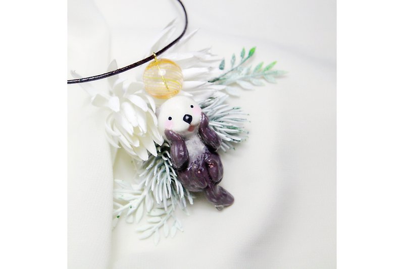 The last one Sea otter Necklace - Necklaces - Clay 