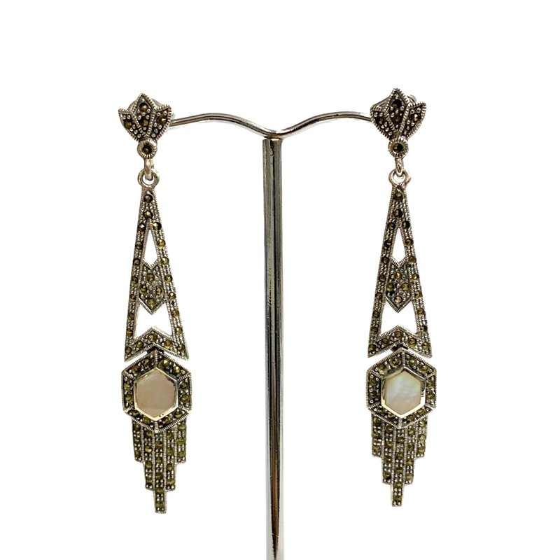Art Deco Mother of Pearl and Marcasite Set Pendant Earrings 925 Sterling Silver - 耳環/耳夾/耳骨夾 - 純銀 銀色