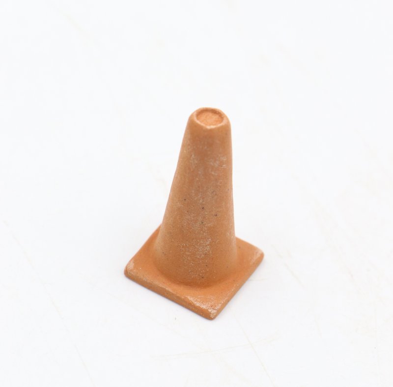 Triangular cone brick decoration A16E003 collectible home decoration brick doll - ตุ๊กตา - วัสดุอื่นๆ 