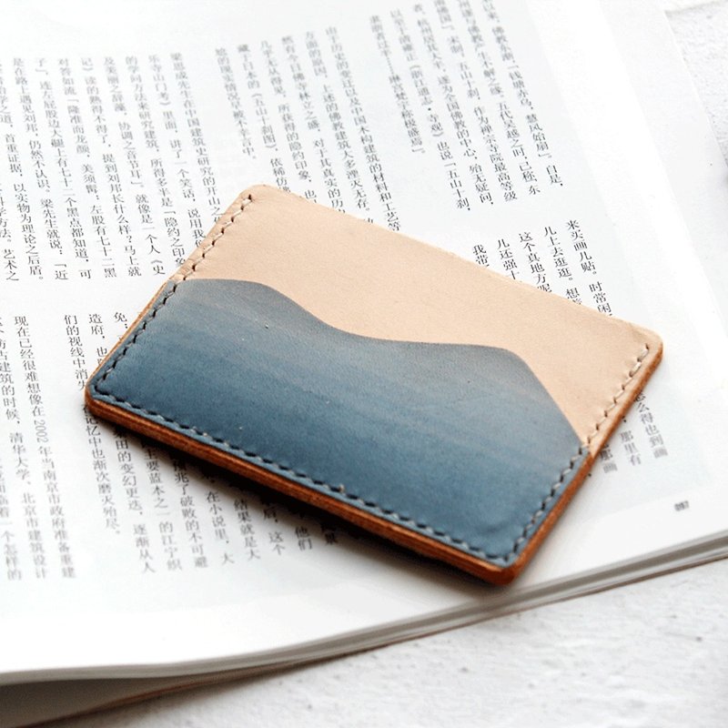 If Ruan Yuanshan vegetable tanned leather hand-sewn card holder / leather business card holder / ticket card graduation gift Father's Day gift - ที่เก็บนามบัตร - หนังแท้ สีน้ำเงิน