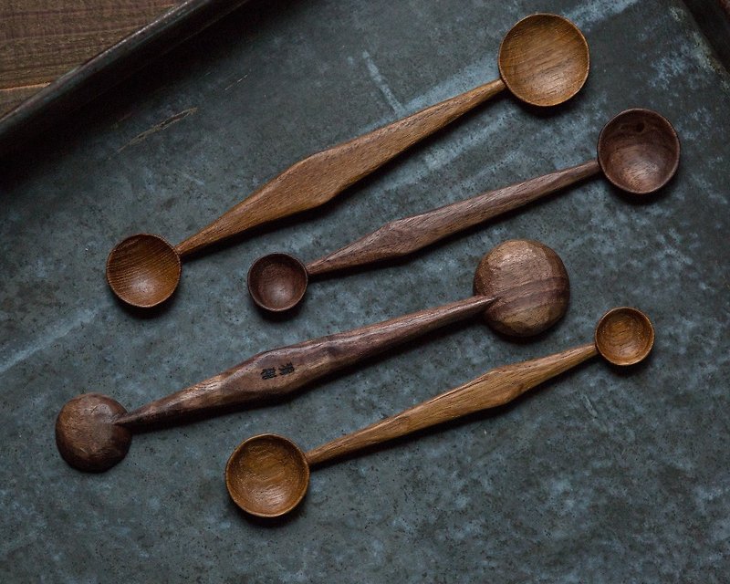 Qing system. Hand-made wooden double-headed measuring spoon S / M size-teak / walnut - ช้อนส้อม - ไม้ สีนำ้ตาล