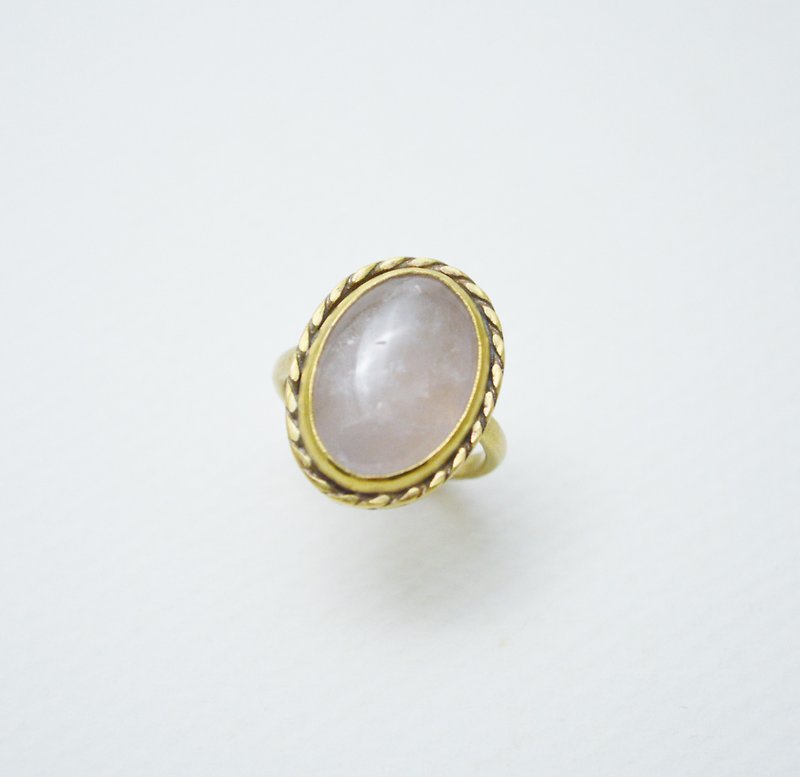 簡單系列-粉水晶‧固定戒圍黃銅戒指‧Type1 - 戒指 - 銅/黃銅 粉紅色