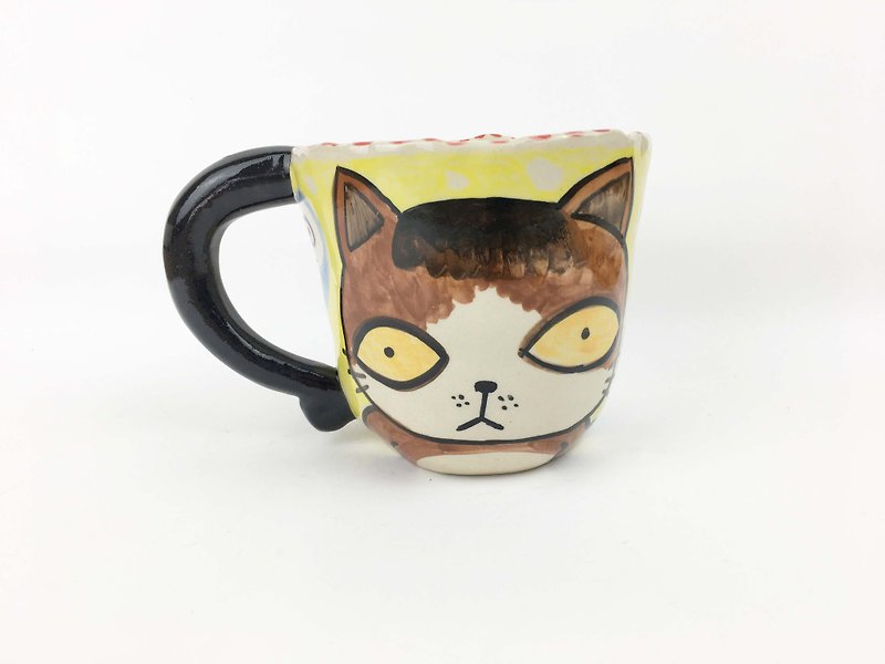 Nice Little Clay handmade mug shocked cat 0103-15 - Mugs - Pottery Yellow