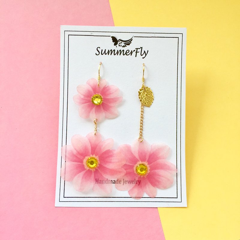 耳鉤 耳夾——真絲花朵粉色垂墜耳環 水鑽 - 耳環/耳夾 - 植物．花 粉紅色