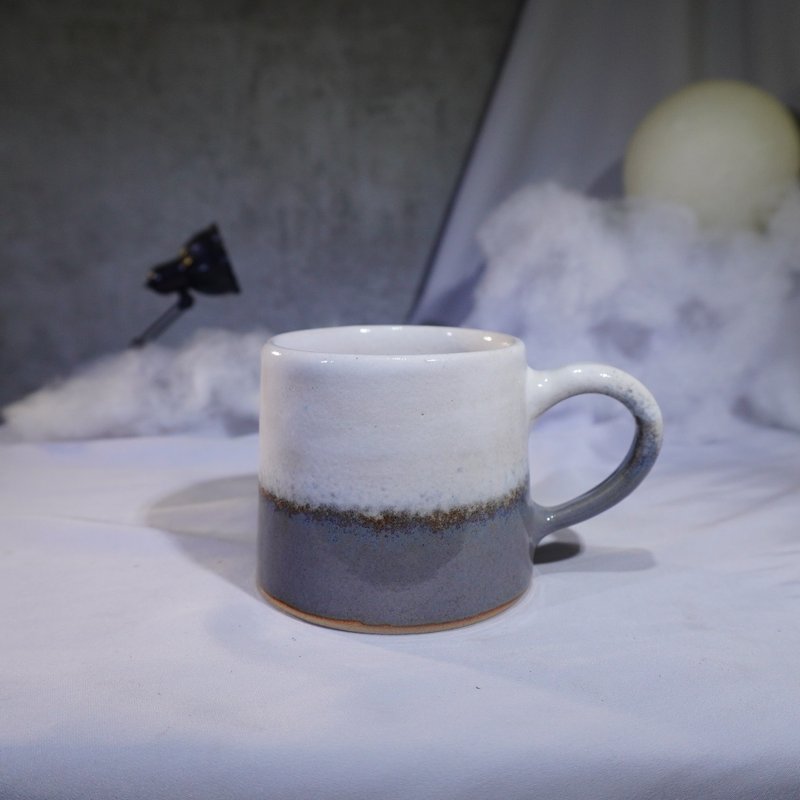 蘊灰白小山形杯-約200ml,茶杯,馬克杯,水杯,咖啡杯 - 咖啡杯/馬克杯 - 陶 多色