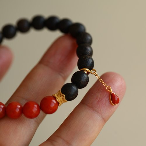 Angel's tears 天使之淚 Jewelry Design 8mm天然沈香珠沈香珠 南紅配珠 南紅吊墜設計單圈手串手鍊s