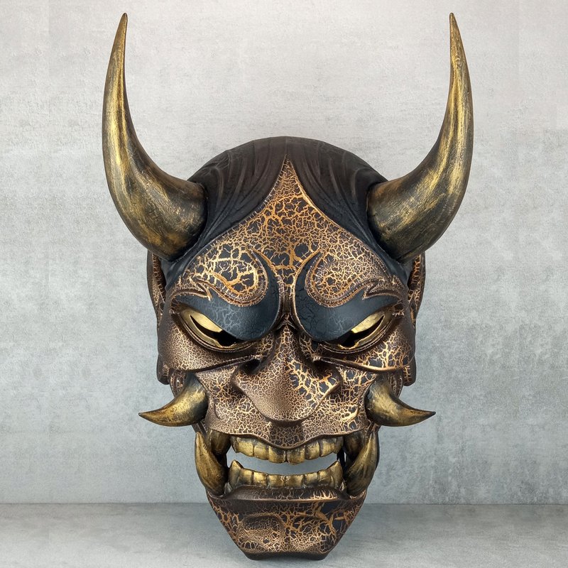 Black and Gold Cracked Traditional Hannya Mask with Large Black Eyebrows,Oni Sty - 口罩/口罩收納套 - 塑膠 金色