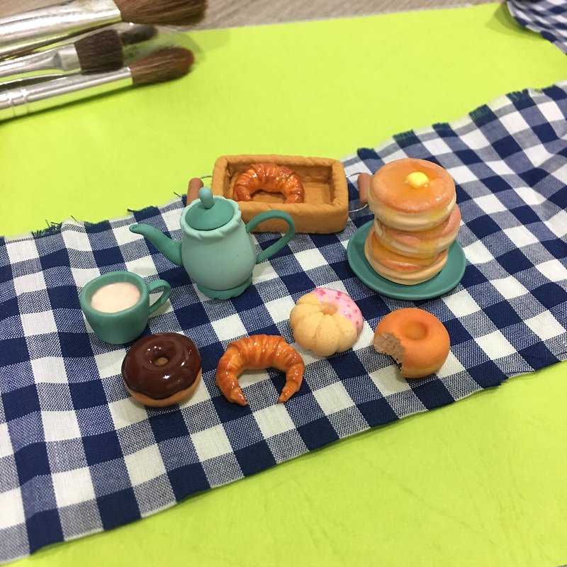 Picnic decorations for tea time - Other - Clay 