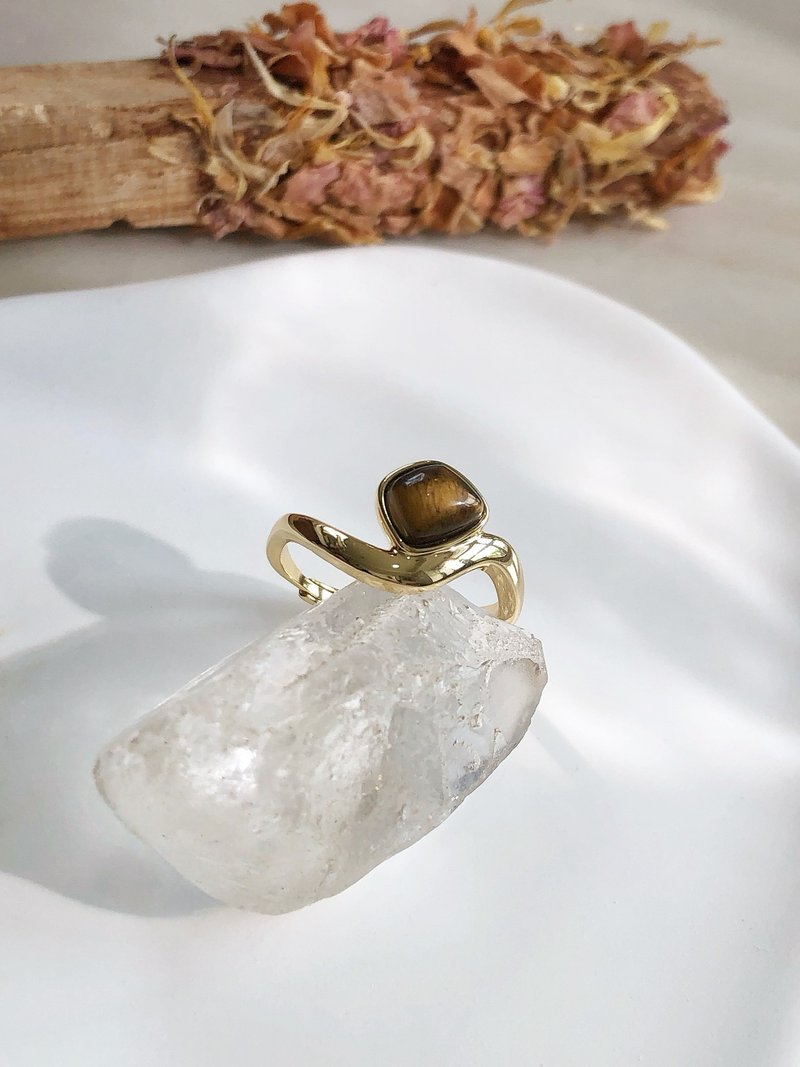 【虎眼石】穩定信心 吸引財富 戒指 |  925銀 天然水晶 - 戒指 - 純銀 白色