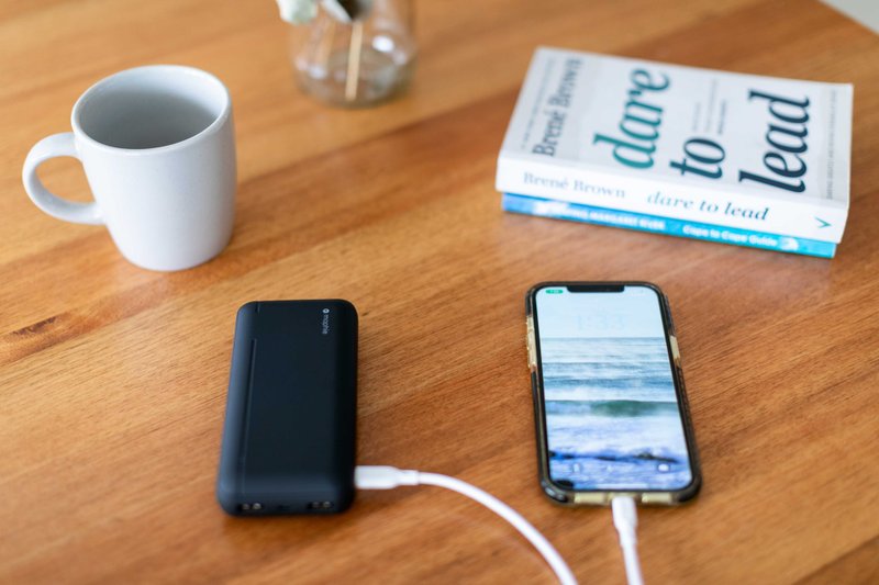 mophie essentials PD 20W 移動電源 (10000mAh / 20000mAh) - 行動電源/充電線 - 其他材質 