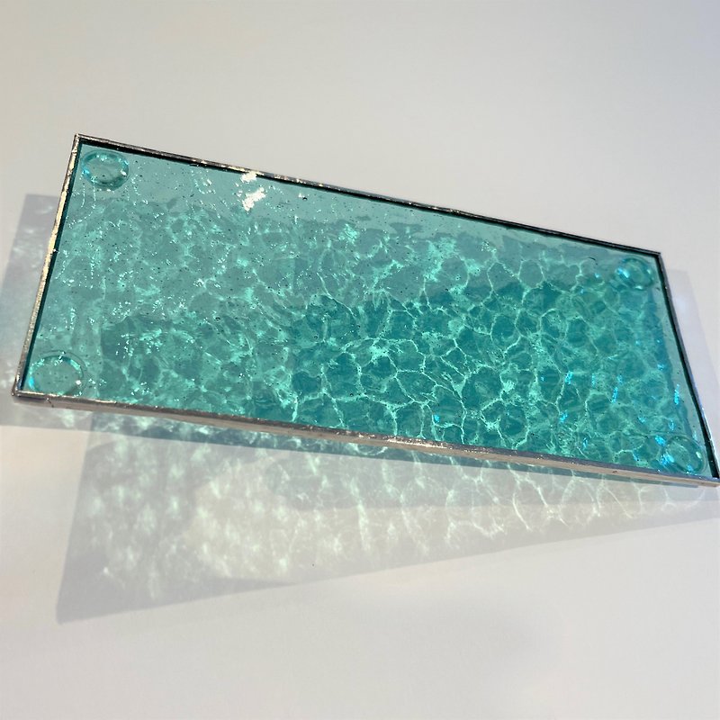 Stained glass tray that cuts out the sea - Items for Display - Glass Blue