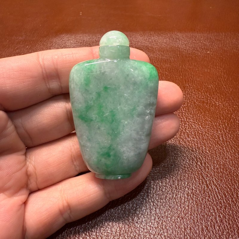 瀚玉藏品 翠意沉香 A貨翡翠鼻煙壺 飄綠花鼻煙壺 - 其他 - 玉石 