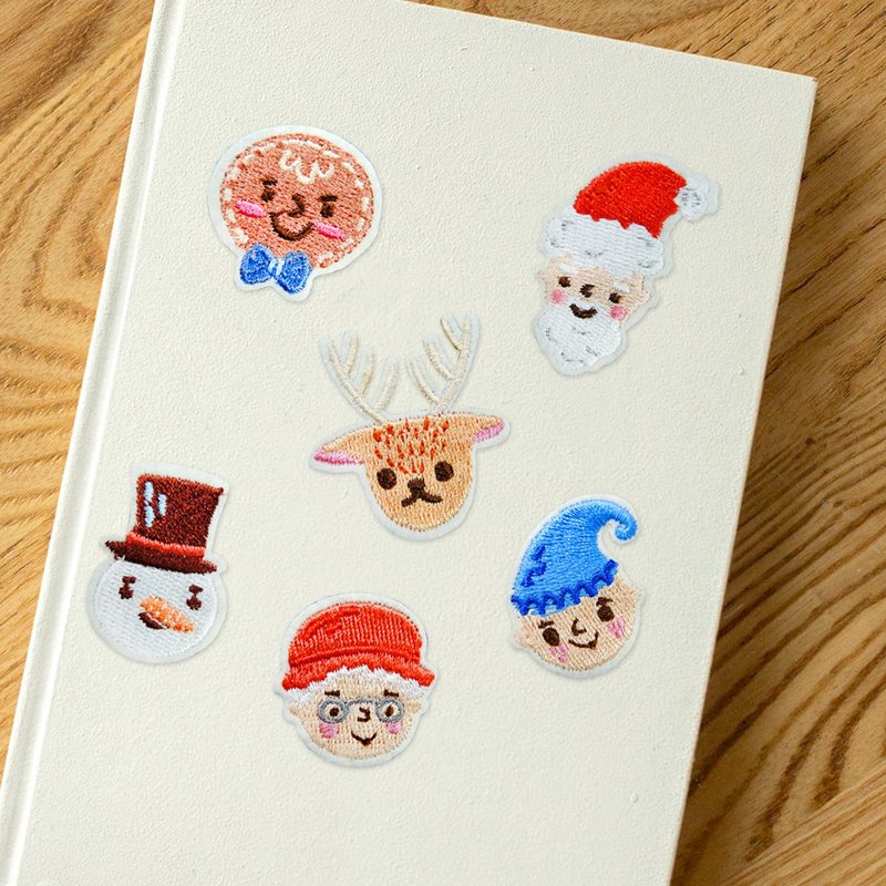 【Christmas Embroidered Fabric Patch】Christmas Faces Characters (Set of Six) - สติกเกอร์ - งานปัก 