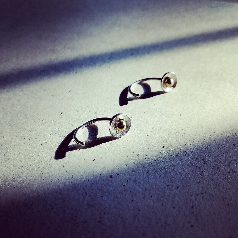 <凹凸>925純銀c型耳環一對 - 耳環/耳夾 - 純銀 銀色