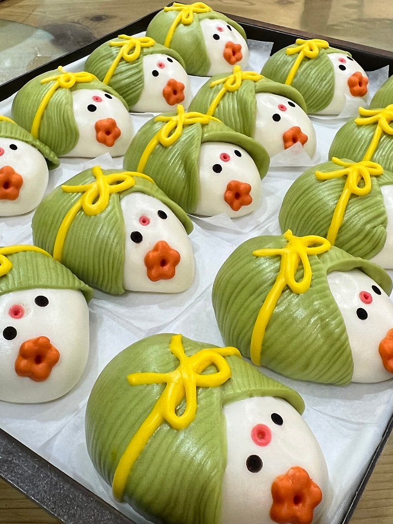 Dragon Boat Festival rice dumpling-shaped steamed buns, a set of 6, can come with a gift box, please note when placing an order - เค้กและของหวาน - วัสดุอื่นๆ สีแดง