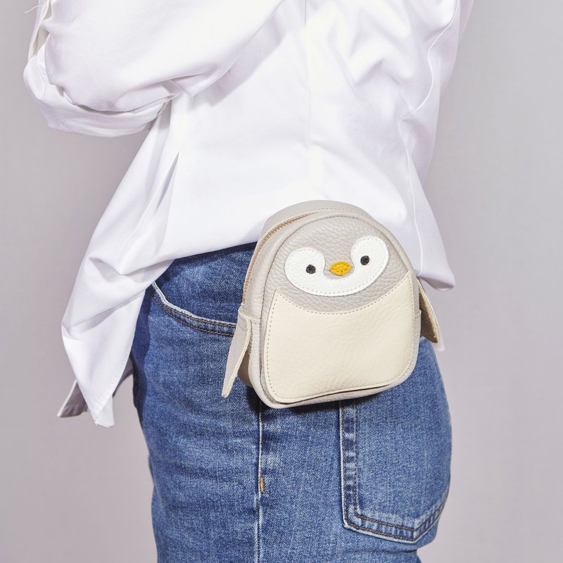 Small penguin pouch, Penguin pouch, Penguin, Leather pouch - กระเป๋าเครื่องสำอาง - หนังแท้ สีเทา