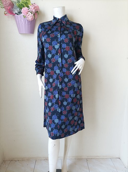 cvintageland Vintage Japanese day dress, Print dress, Floral Dress/ Size will fit S - M