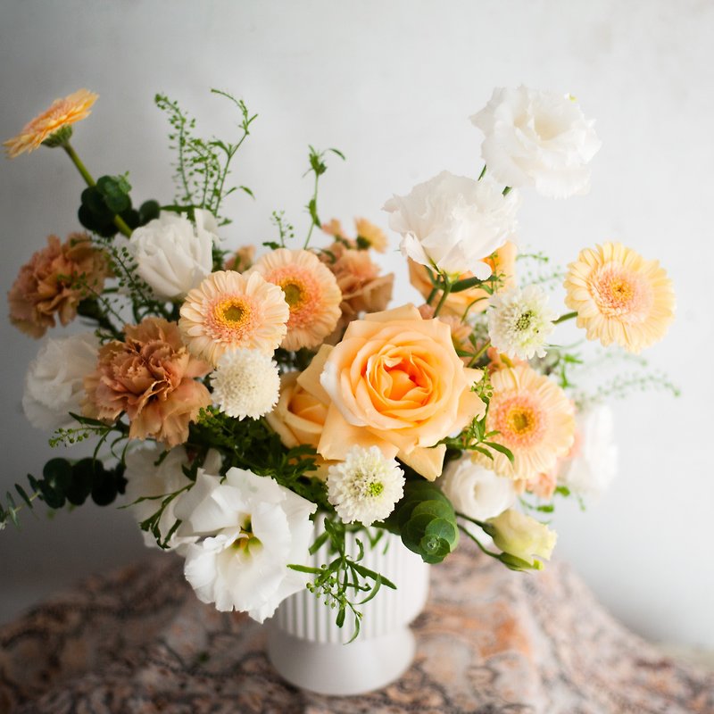 清新香檳白桌花 | 鮮花花禮 | 開幕送禮 | 可客製 - 乾燥花/永生花 - 植物．花 多色