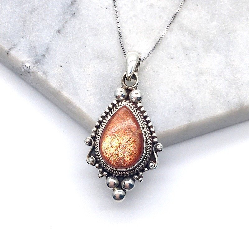 Sun stone sun stone 925 sterling silver Baroque style necklace Nepal hand mosaic production (style 1) - Necklaces - Gemstone Orange