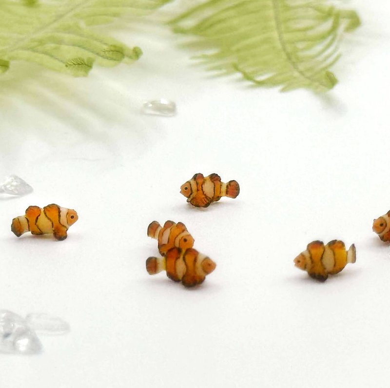 手工黏土 迷你  微縮 小丑魚 撈魚袋 療癒小物 - 擺飾/家飾品 - 其他材質 橘色