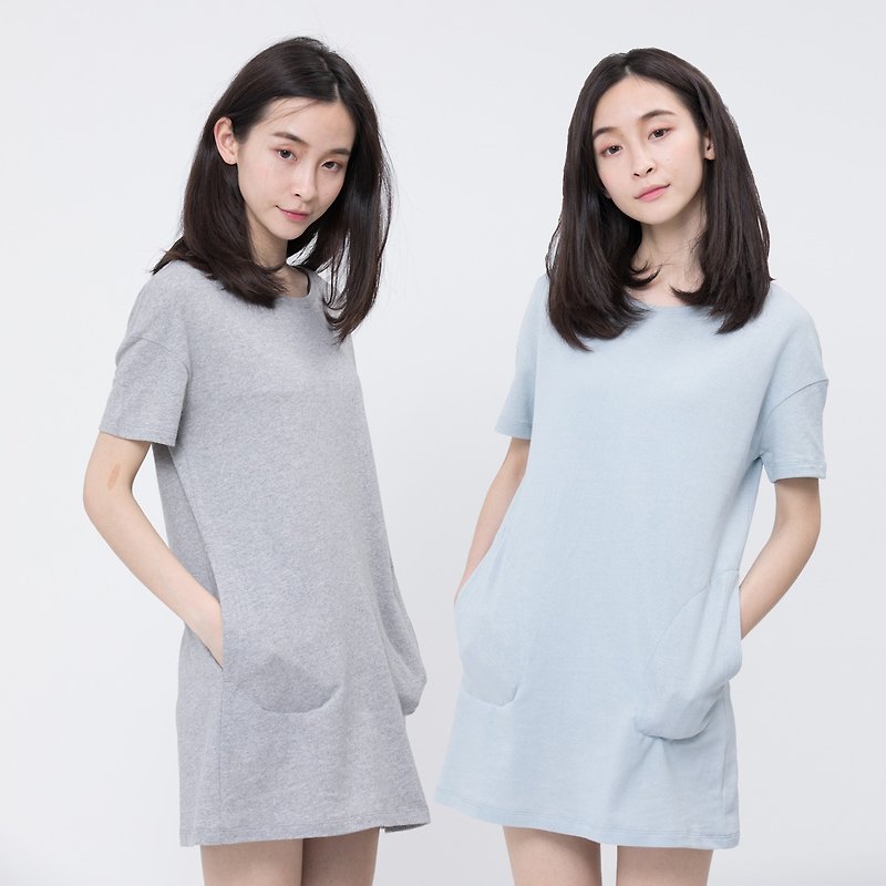 Girlfriends 1+1 set Dry hand feel fabric pocket dress tee - Tシャツ - コットン・麻 グレー
