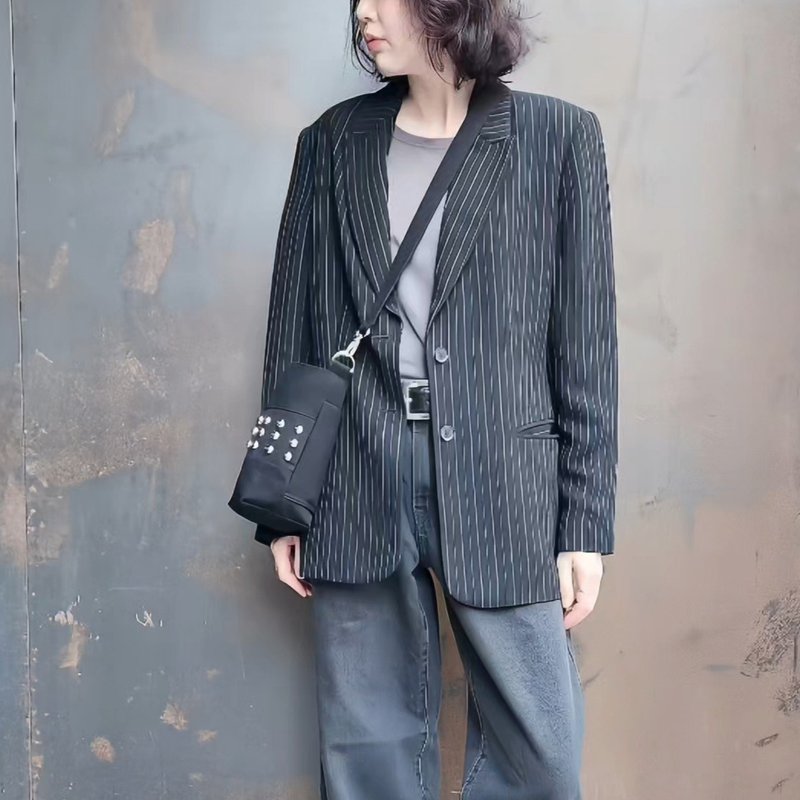 Small Studded Black Denim Bag - กระเป๋าถือ - ผ้าฝ้าย/ผ้าลินิน สีดำ