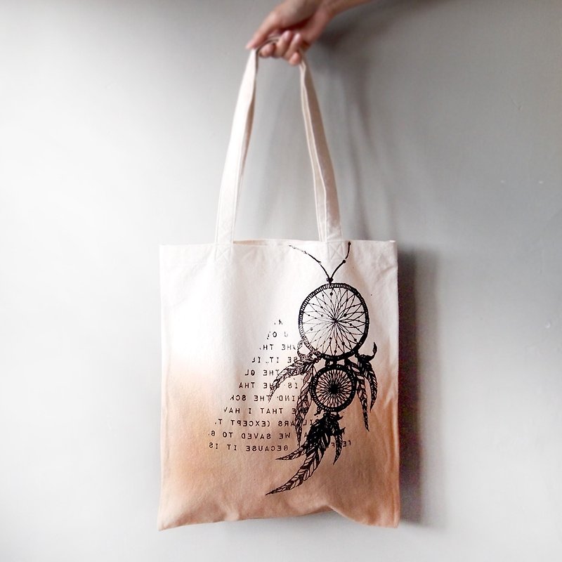 Dreamcatcher \ Indian canvas hand dyed tote bag single back - กระเป๋าแมสเซนเจอร์ - ผ้าฝ้าย/ผ้าลินิน สีนำ้ตาล