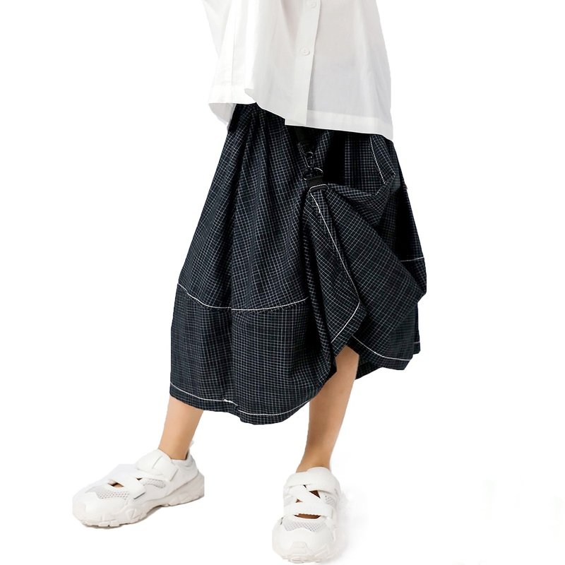 BIR Simple Check Skirt - กระโปรง - ผ้าฝ้าย/ผ้าลินิน สีดำ