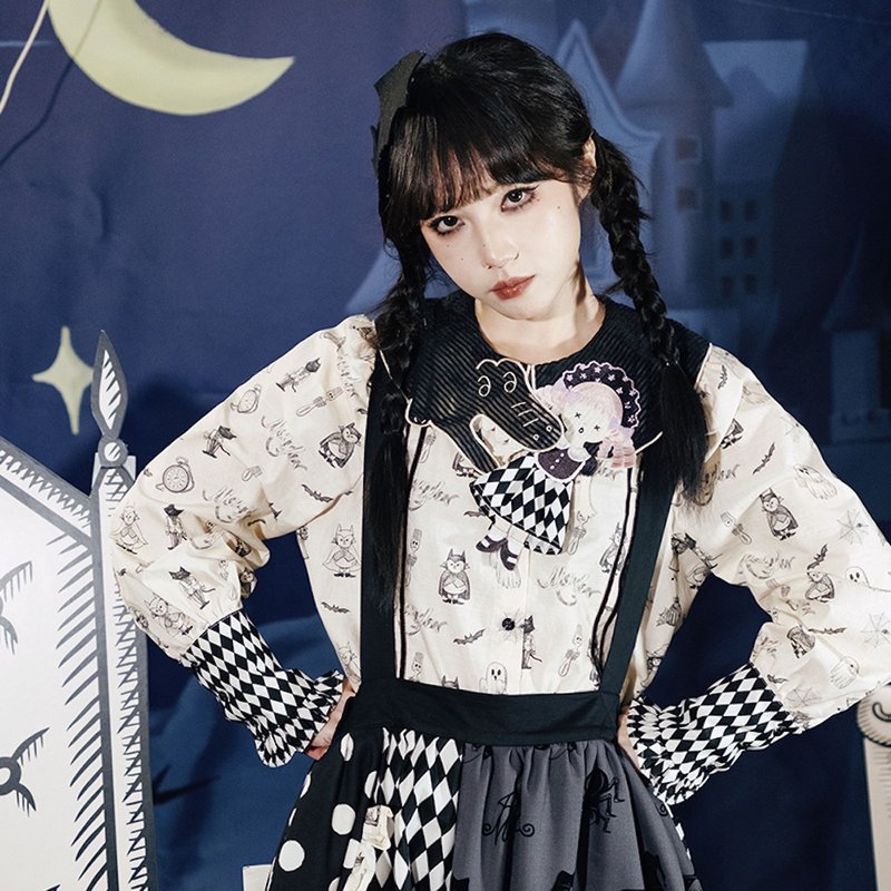 Meugler牛稠島 德古拉幸福一天 鱷魚咬娃娃黑化版版畫印花襯衫 - 女襯衫 - 棉．麻 卡其色