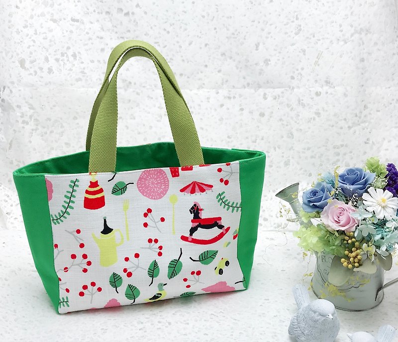 Handmade color lunch bag / lunch bag / waterproof cloth material inside - small wooden horse - Handbags & Totes - Cotton & Hemp Green