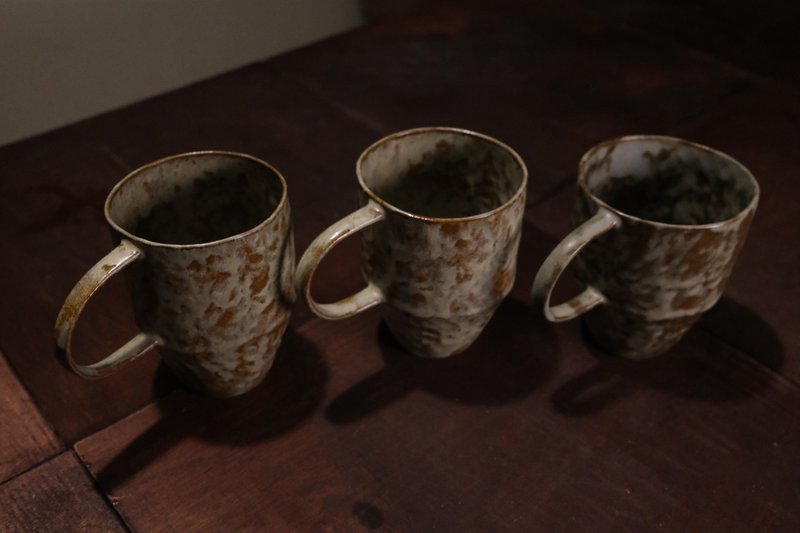 Canxue Tattered Mug - แก้วมัค/แก้วกาแฟ - ดินเผา 