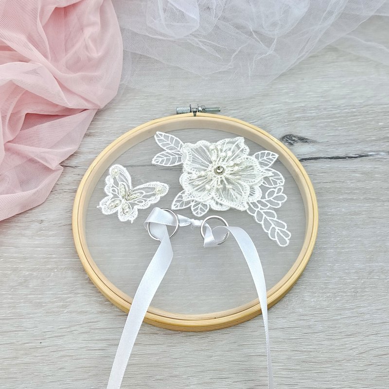 婚禮指環托 蕾絲戒子座 結婚掛飾 ring bearer RBR003 - 戒指 - 絲．絹 白色