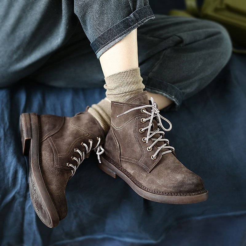 Literary retro color hand-washing women's boots, lace-up Martin boots, women's mid-heeled soft boots - รองเท้าบูทสั้นผู้หญิง - หนังแท้ สีนำ้ตาล