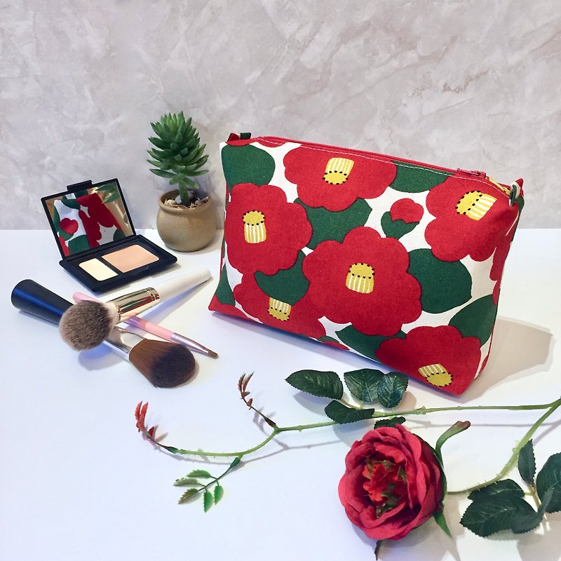 赤い花化粧品袋収納袋大容量化粧品袋 - ポーチ - コットン・麻 レッド