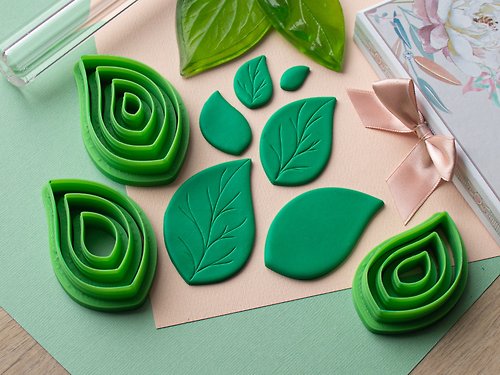 MisterCutter Polymer Clay Cutters Set 25. Leaves Cutters
