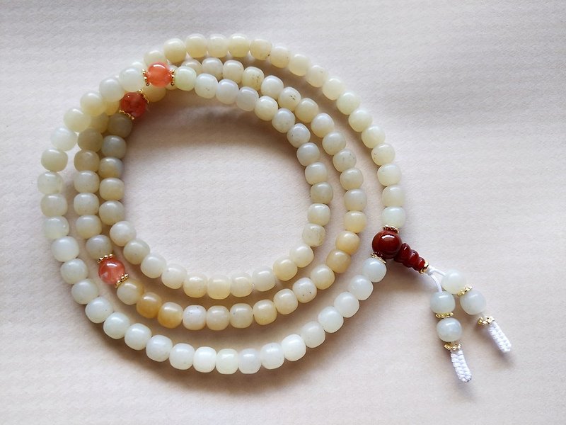 ORLI Jewelry natural Xinjiang Hetian jade seed material sugar white old beads 108 rosary white jade seed material - สร้อยคอ - หยก ขาว