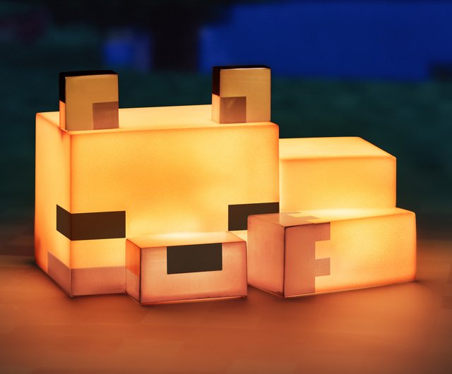 Minecraft Logo Light - Minecraft Lamp, Gaming Room Decor, and Bedroom Night  Light - Minecraft Desk Accessories and Gifts for Fans - 2 Light Modes