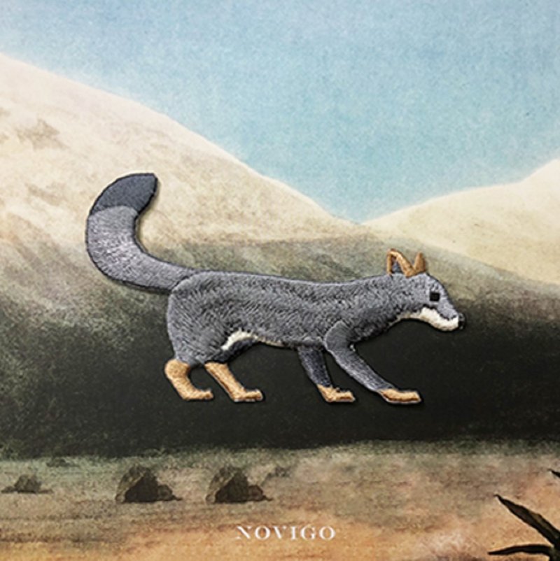 Novigo 絶滅危惧動物アイロン接着刺繍/ダーウィンのキツネ - ピンバッジ・ピンズ - 刺しゅう糸 
