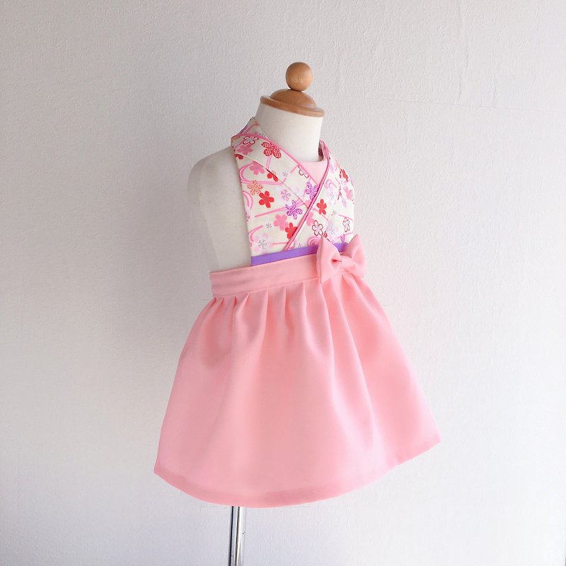 Kawaii Kimono Bib Dress  - Cherry blossoms - Light pink - ผ้ากันเปื้อน - ผ้าฝ้าย/ผ้าลินิน สึชมพู